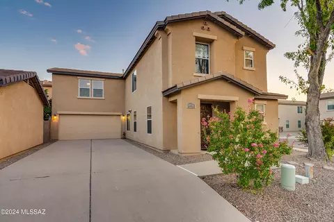4136 E Babbling Brook Dr, Tucson, AZ 85712