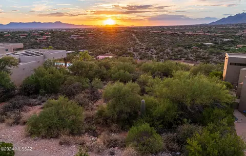 4695 N Rocky Crest Pl, Tucson, AZ 85750