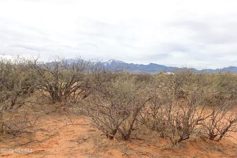 6055 S Kelly Ln, Hereford, AZ 85615