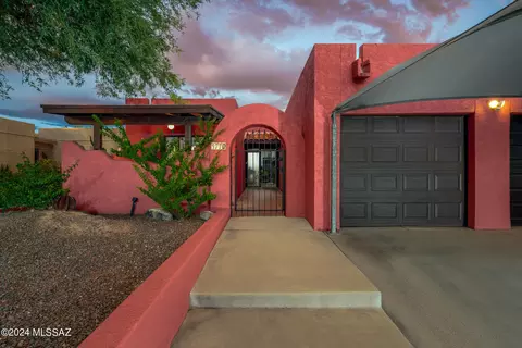1770 N Frances Blvd, Tucson, AZ 85712