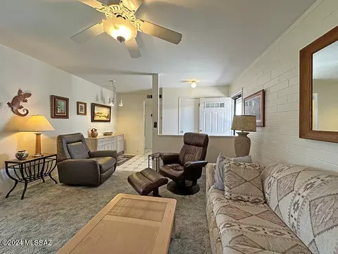 1776 S Palo Verde Ave #E211, Tucson, AZ 85713