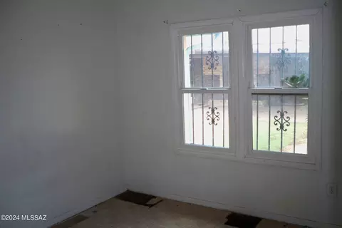Bedroom - 3133 E 23rd St, Tucson, AZ 85713 photo 1 of 5