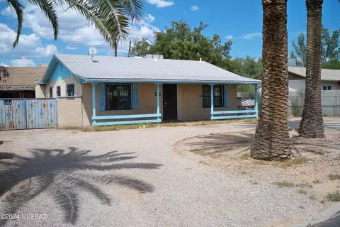 3133 E 23rd St, Tucson, AZ 85713