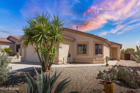 5543 W Dove Loft Dr, Marana, AZ 85658