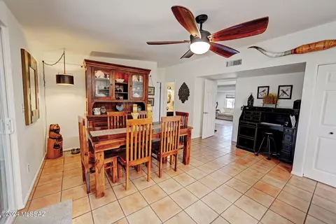 8832 E Cooper St, Tucson, AZ 85710 photo 14