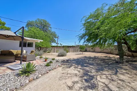 8832 E Cooper St, Tucson, AZ 85710 photo 45