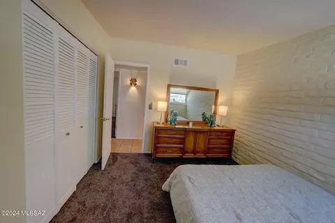 8832 E Cooper St, Tucson, AZ 85710 photo 23