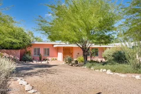 4027 E Whitman St, Tucson, AZ 85711