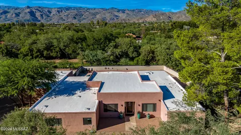 12025 E Dry Gulch Pl, Tucson, AZ 85749