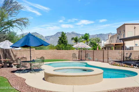 2635 N Vuelta Vista Antigua, Tucson, AZ 85715