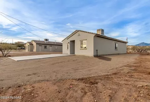 1349 E Rens Rd, Tucson, AZ 85706