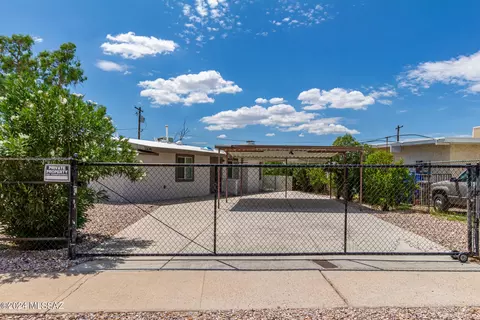 2104 S Wilson Ave, Tucson, AZ 85713
