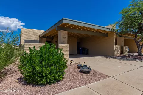 7831 E Baker St, Tucson, AZ 85710