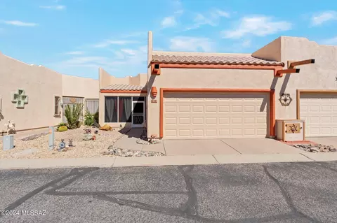 1212 N Hillsboro Ave, Green Valley, AZ 85614