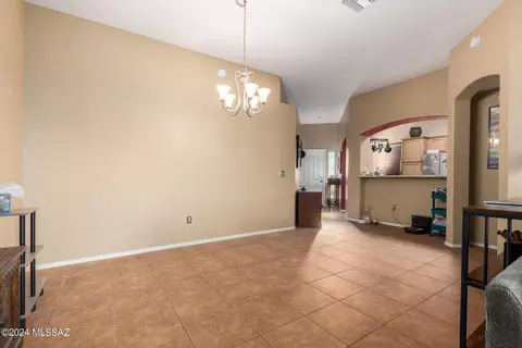 Dining - 585 E Pima Meadows Dr, Vail, AZ 85641 photo 1 of 1