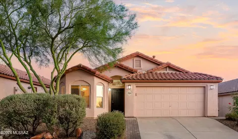 5563 W Peaceful Dove Pl, Marana, AZ 85658