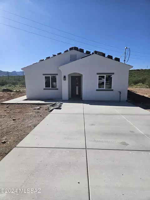 130 Valencia Ct, Rio Rico, AZ 85648