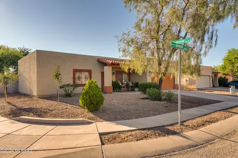 6066 Avenida Bodega, Tucson, AZ 85706
