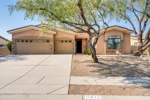 11972 N Thornbush Dr, Oro Valley, AZ 85737