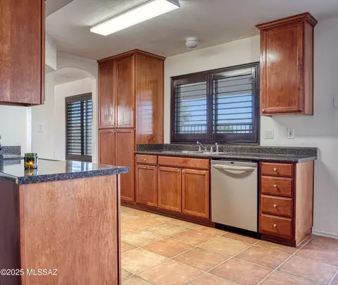 8218 S Via Elemental, Tucson, AZ 85747 photo 17