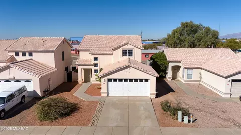 8218 S Via Elemental, Tucson, AZ 85747 photo 2
