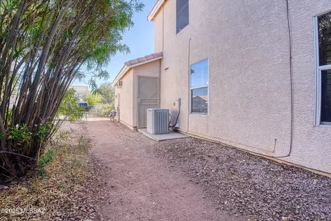 8218 S Via Elemental, Tucson, AZ 85747 photo 41