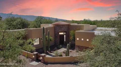 11810 E Rancho Los Rios Dr, Tucson, AZ 85749