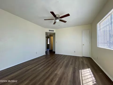 343 E 24th St, Tucson, AZ 85713 photo 6