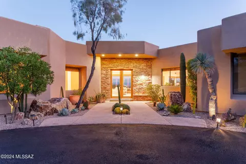 5275 N Hacienda Del Sol Rd, Tucson, AZ 85718