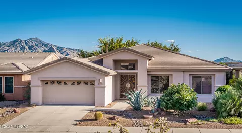 4681 S Golden Arrow Dr, Green Valley, AZ 85622