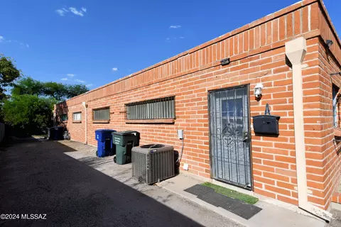 3815 E Bellevue St #A, Tucson, AZ 85716