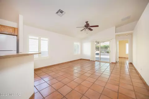 Living - 9655 E Belasco Loop, Tucson, AZ 85748 photo 1 of 2