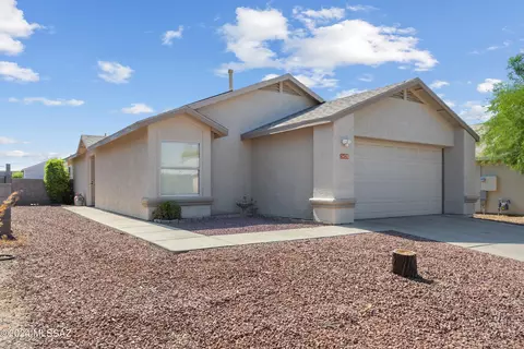 3428 S Nastar Dr, Tucson, AZ 85730