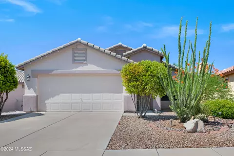 12687 N Blue Sage Dr, Marana, AZ 85658