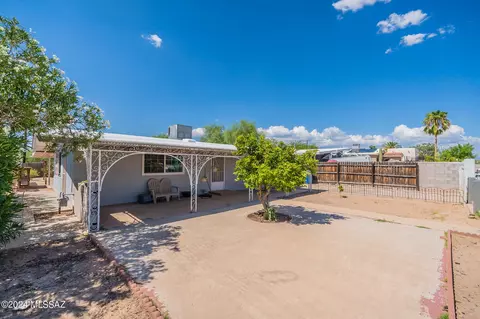 2508 S Forgeus Stra, Tucson, AZ 85713
