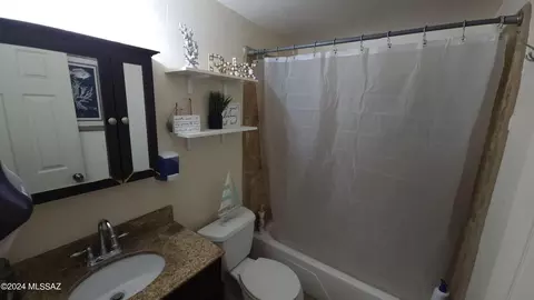 3663 E March Pl, Tucson, AZ 85713 photo 6