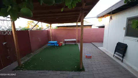 3663 E March Pl, Tucson, AZ 85713 photo 9