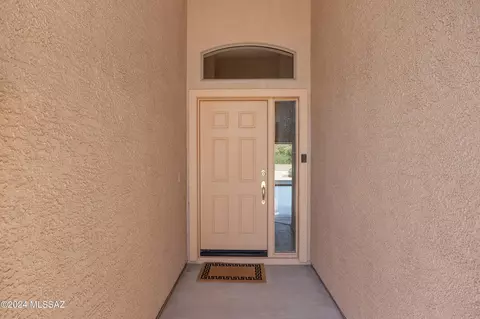 Entry Way - 37658 S Hill Side Dr, Saddlebrooke, AZ 85739 photo 1 of 3