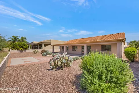 Exterior - 37658 S Hill Side Dr, Saddlebrooke, AZ 85739 photo 7 of 9