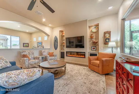 5855 S Turquoise Mountain Dr, Green Valley, AZ 85622