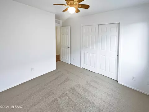 Bedroom - 8395 E Bowline Rd, Tucson, AZ 85710 photo 4 of 7