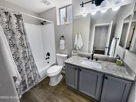Bath - 7744 S Lions Spring Way, Tucson, AZ 85747 photo 1 of 4
