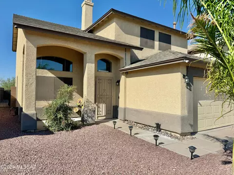 Exterior - 7744 S Lions Spring Way, Tucson, AZ 85747 photo 7 of 10