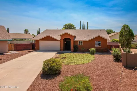 8290 S Placita Del Barquero, Tucson, AZ 85747