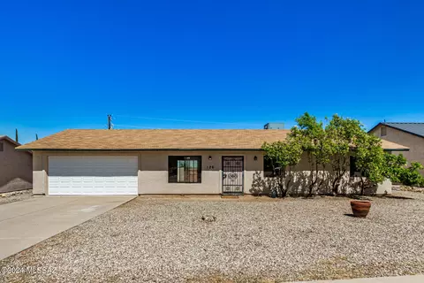 126 W George Truit St, Corona De Tucson, AZ 85641