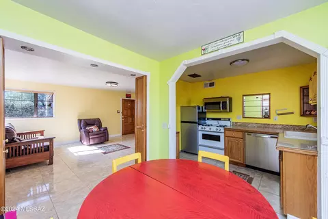 2819 E Beverly Dr, Tucson, AZ 85716 photo 11