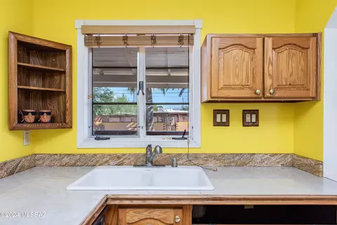 2819 E Beverly Dr, Tucson, AZ 85716 photo 14