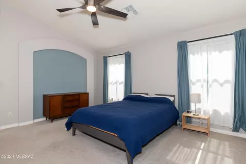 Bedroom - 13802 E Red Hawk Sky Trl, Vail, AZ 85641 photo 2 of 10