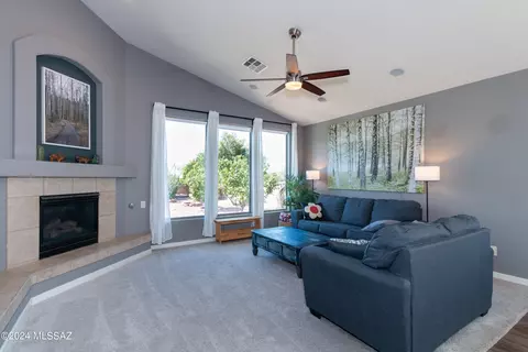 Living - 13802 E Red Hawk Sky Trl, Vail, AZ 85641 photo 3 of 4