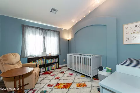 Bedroom - 13802 E Red Hawk Sky Trl, Vail, AZ 85641 photo 6 of 10